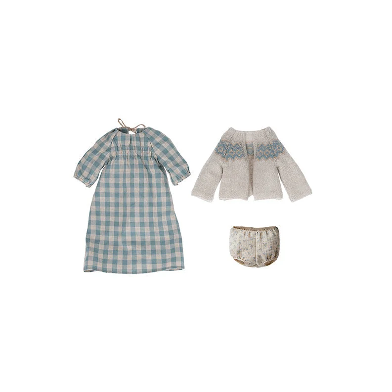 Soft and cuddly stuffed animalsMaileg Dress and Cardigan, Size 4