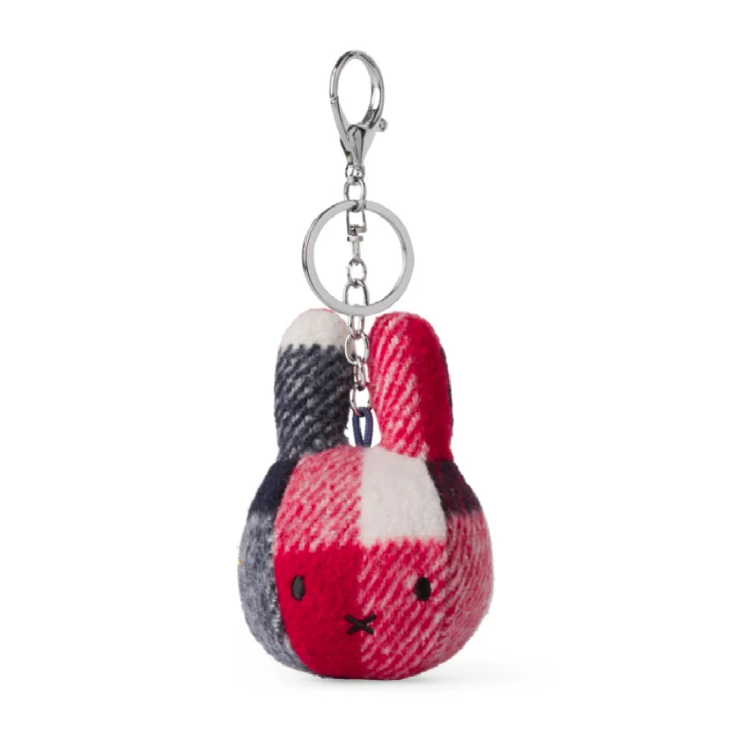 Delightful and enchanting plush friendsMiffy Bag Hanger Checkered Red / Blue - 10cm