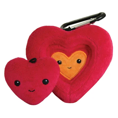 Playful and cheerful stuffed creaturesKimochi Nesting Heart