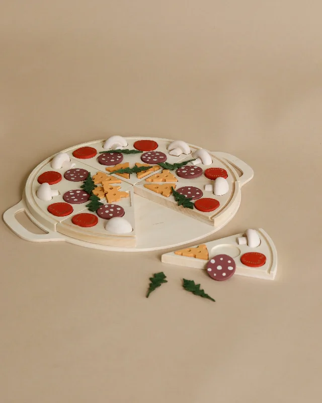 imaginative wooden toys                  Sabo Concept Wooden Pizza