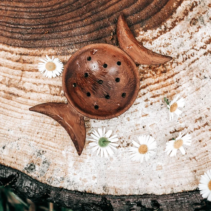 thoughtfully crafted and safe wooden toys                   Crescent Moon Strainer