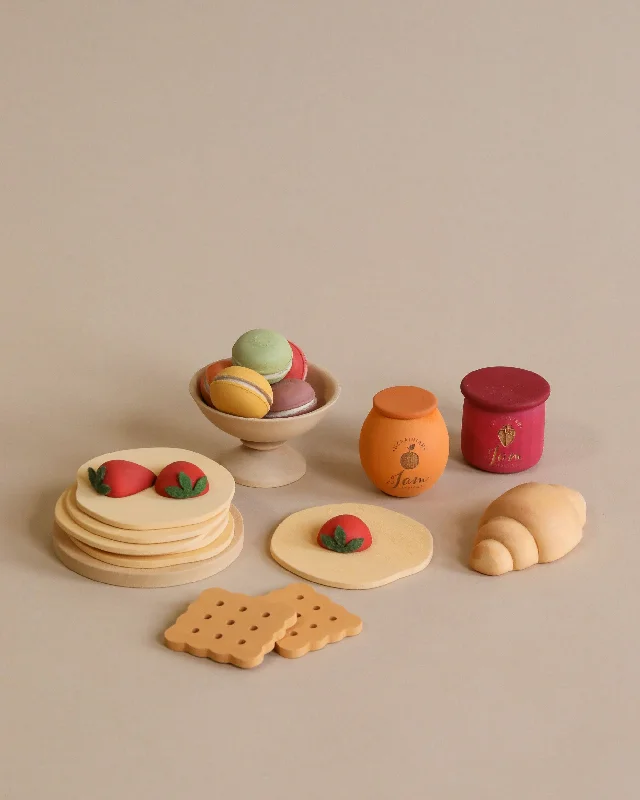 sturdy and durable wooden toys for rough play                   Sabo Concept Handmade Wooden Bakery Set - Desserts