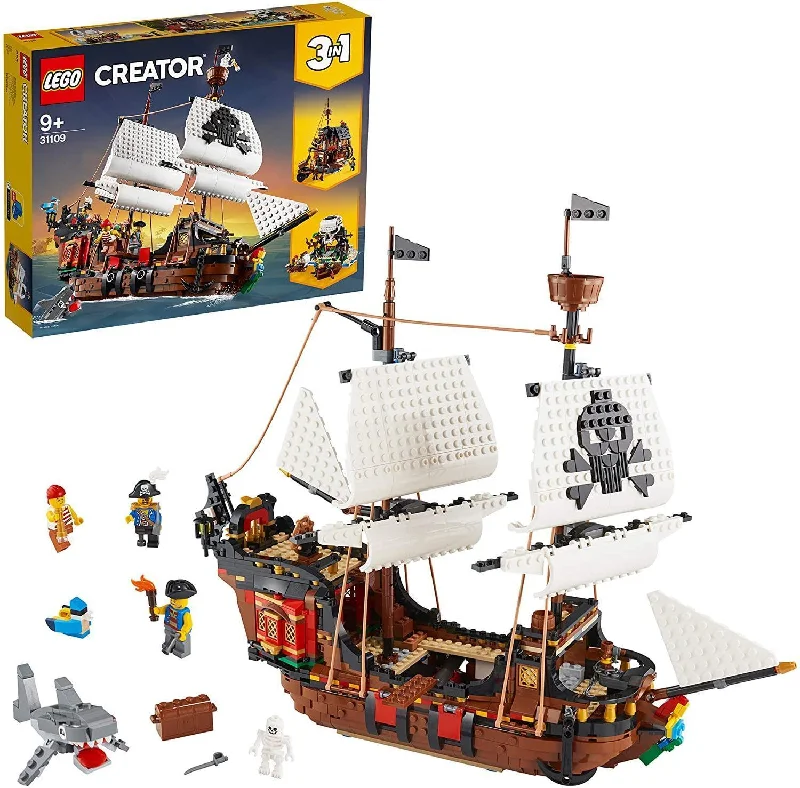 Time-honored LEGO traditionsLEGO CREATOR 3in1 31109 Pirate Ship
