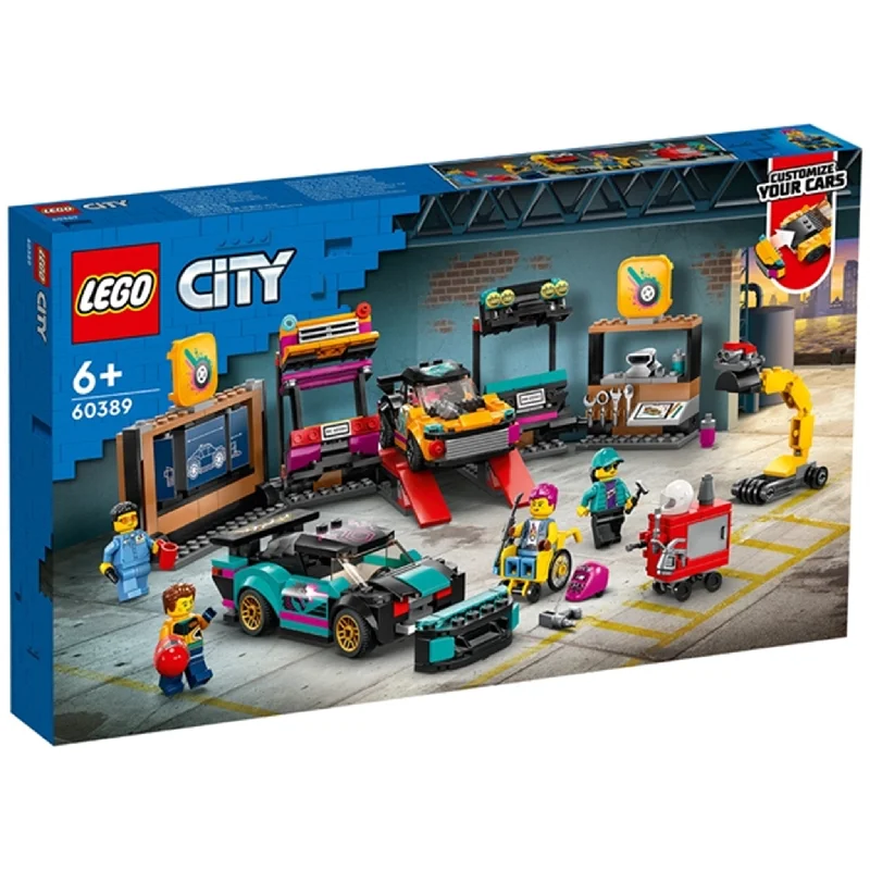 Iconic and recognizable LEGO charactersLEGO® City Custom Car Garage