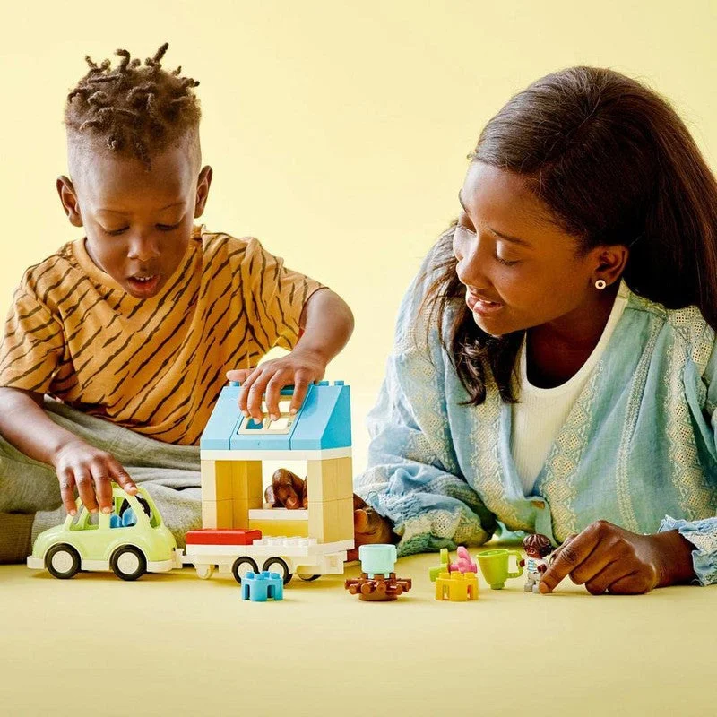Intricate and intricate LEGO designsLEGO Duplo Town Family House On Wheels 10986 Building Toy Set (31 Pieces)