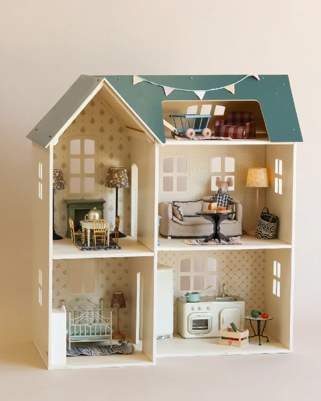 sturdy construction wooden toys                   Maileg Dollhouse