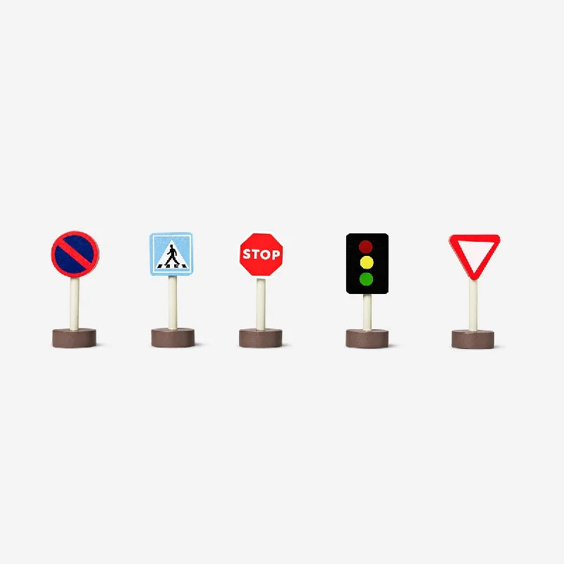 sustainable wooden toys                   Traffic signs. 5 pcs