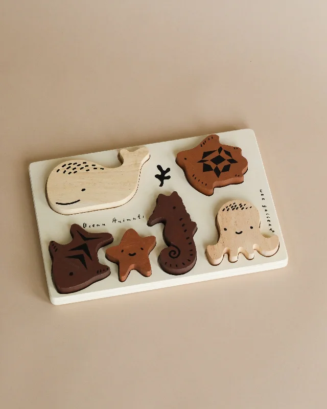 historically accurate and educational wooden toys that teach about cultures Wooden Tray Puzzle - Ocean Animals historically accurate and educational wooden toys that teach about cultures Wooden Tray Puzzle - Ocean Animals
