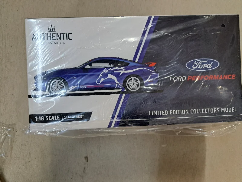 High-quality materials toys 1/18 FORD PERFORMANCE MUSTANG GT 2019 MCLAUGHLIN