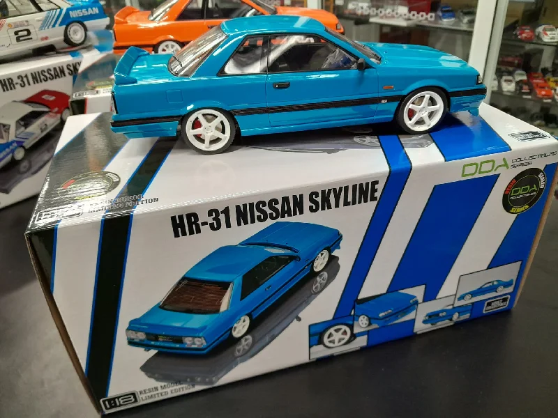 High-quality materials toys 1/18 Street Nissan HR31 Skyline by DDA in BLUE
