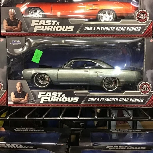 High-quality materials toys 1:24 Fast & Furious Dom’s Plymouth Road Runner Grey