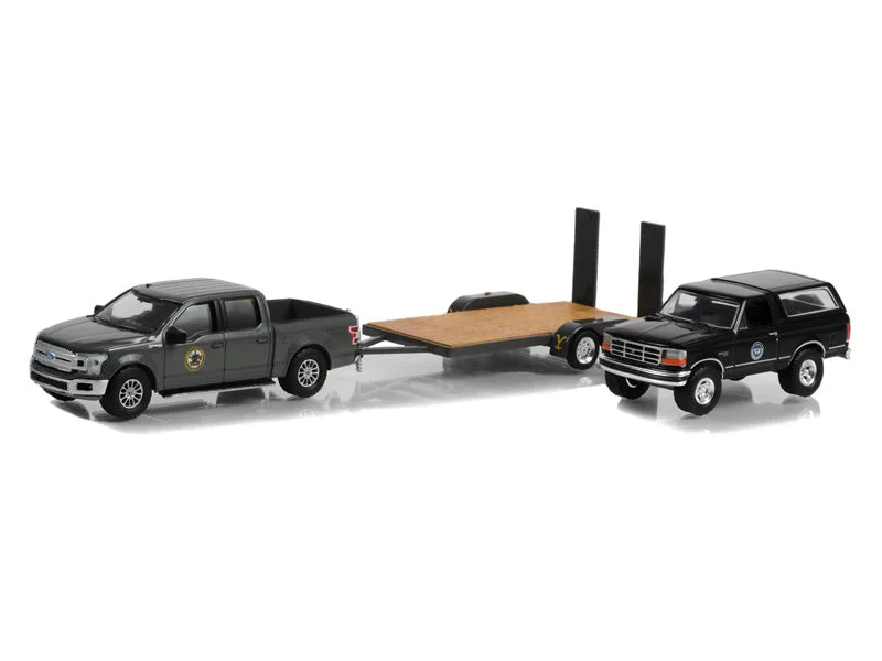 High-quality toy cars 2018 Ford F-150 Montana Livestock Assoc. w/ 1992 Ford Bronco - Yellowstone (Hollywood Hitch & Tow) Series 11 Diecast 1:64 Model - Greenlight 31150C High-quality toy cars 2018 Ford F-150 Montana Livestock Assoc. w/ 1992 Ford Bronco - Yellowstone (Hollywood Hitch & Tow) Series 11 Diecast 1:64 Model - Greenlight 31150C