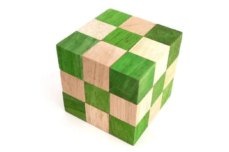 Multi-level puzzles Green Snake Cube