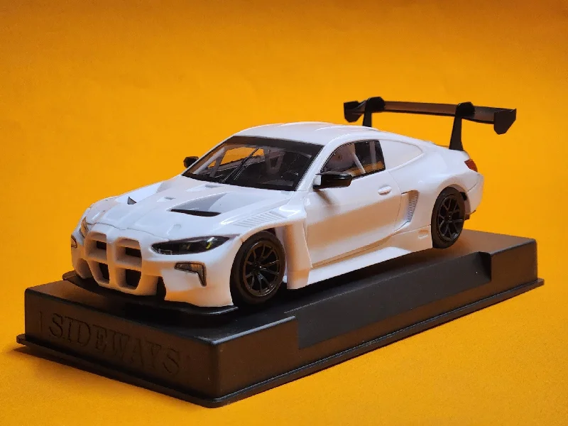 Durable toysSideways SWCAR09K BMW M.4 GT3 White Kit