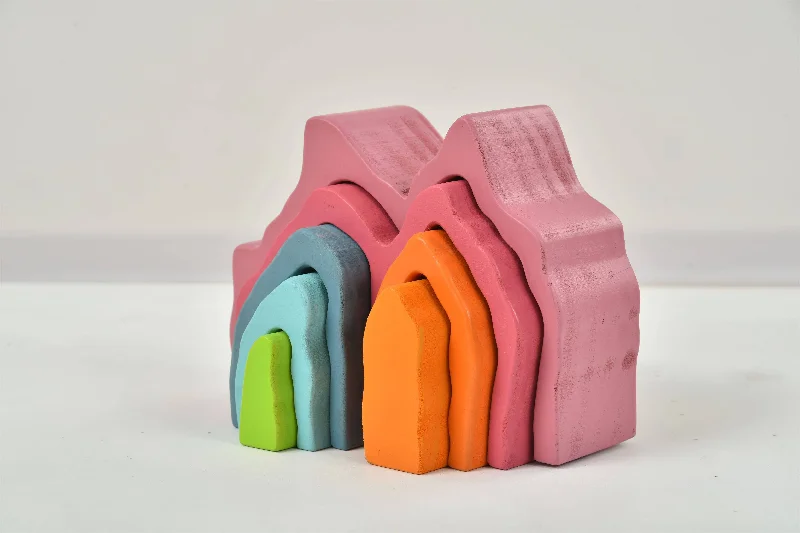 Innovative gamesWooden Mountain Rainbow Stacker Toy Puzzle Blocks